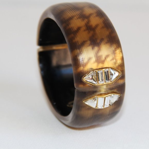 Alexis Bittar Houndstooth Lucite Crystal Bangle - Picture 3 of 13